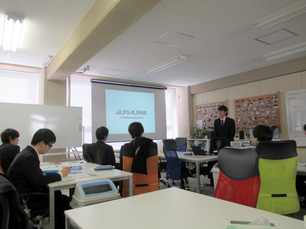 OBによる説明会が開催されました