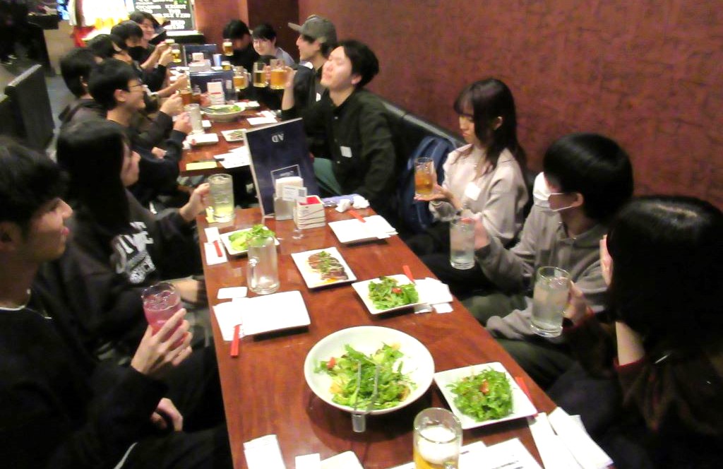 懇親会を開催しました