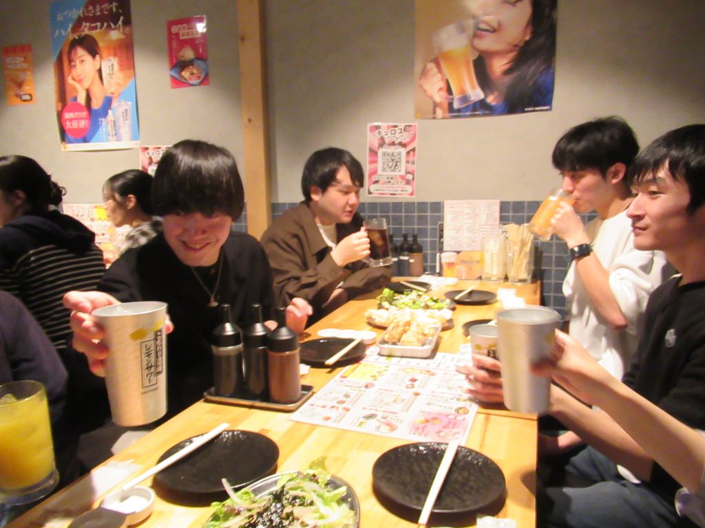 懇親会を開催しました
